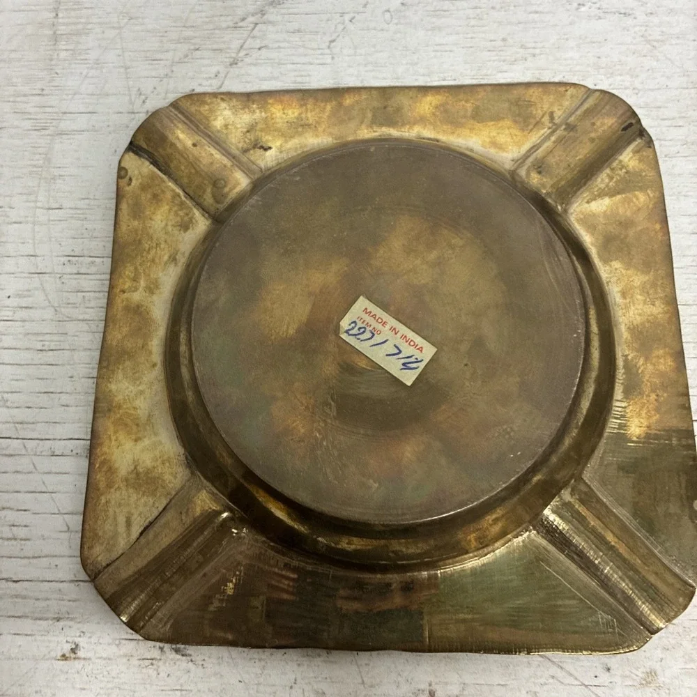 Solid Brass Vintage Cigar Ash Tray 7 Inch X 7 Inch Made In India